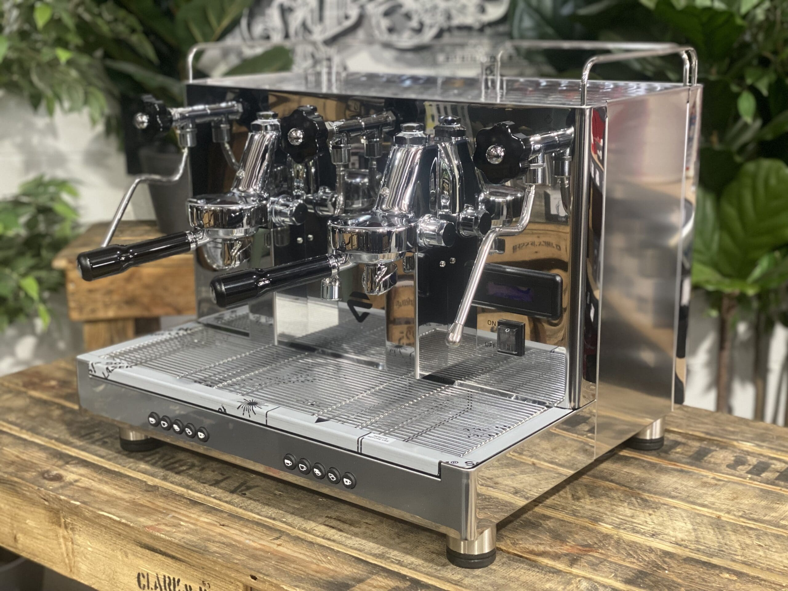 LELIT GIULIETTA PL2SVX - Commercial Manual Espresso Machine – Café LELIT GIULIETTA PL2SVX - Commercial Manual Espresso Machine – Café